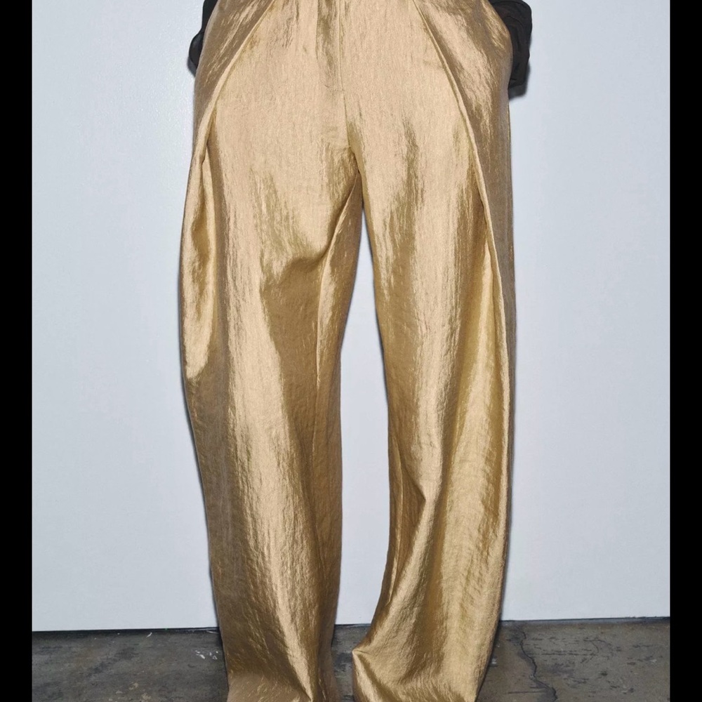 Zara Women's Gold Trousers